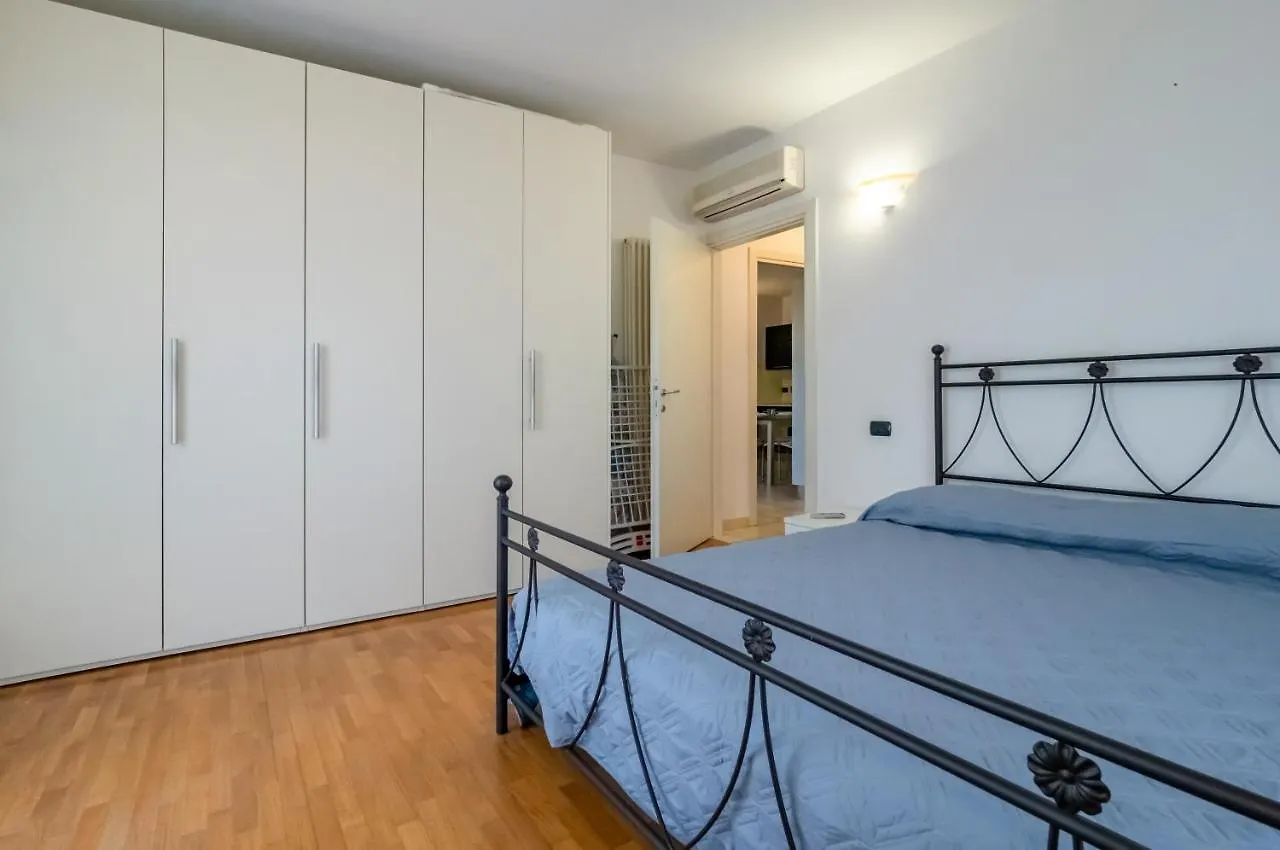Piana Di Solaro Modern Flat & Swimming Pool Apartment Lerici 0*,